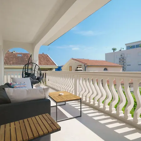 Bianca Apartment Vodice